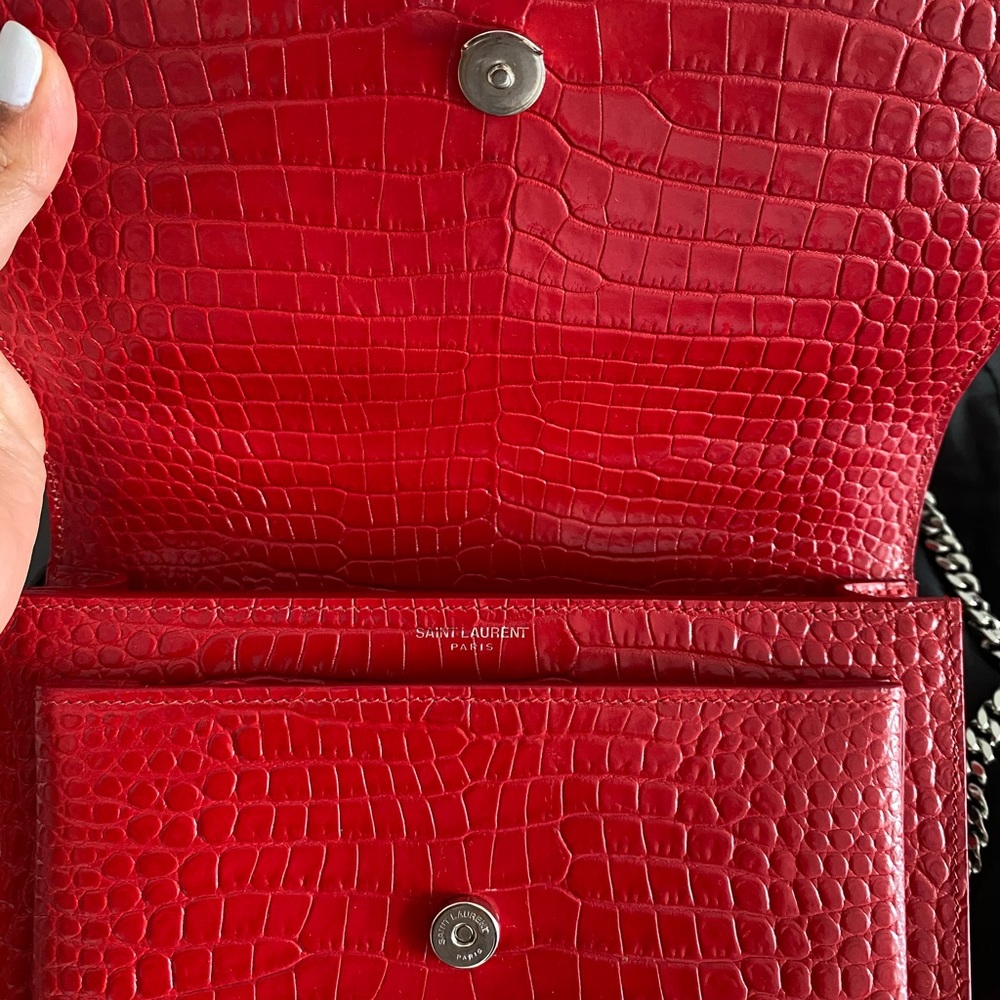 SAINT LAURENT YSL CROC EMBOSSED SUNSET CHAIN BAG - Picture 3 of 3